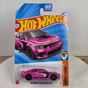Hot Wheels 20 Dodge Charger Hellcat Die-Cast Car 240/250 Limited Edition